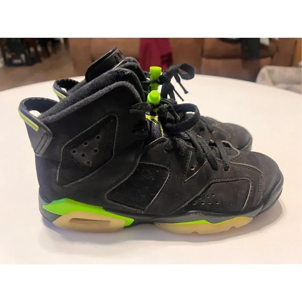 Nike Kids 5Y Air Jordan 6 Retro Sneakers Black Green Neon Basketball Shoes Gym
